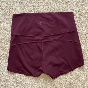 Lululemon In Movement Short 2.5